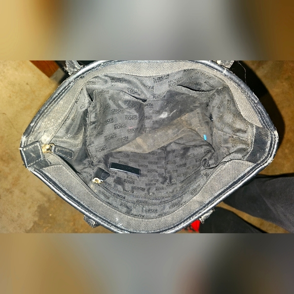 Michael Kors bag - Picture 3 of 3